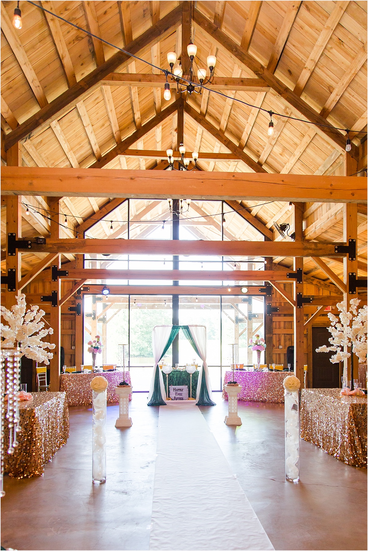 The Barn at Big Oak Hill Ranch South Arkansas Wedding Photographer