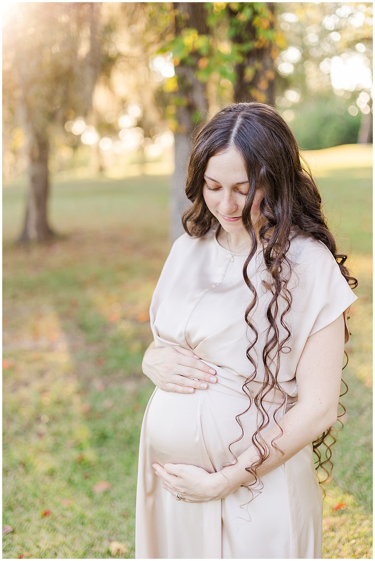 Maternity Photographer in Shreveport