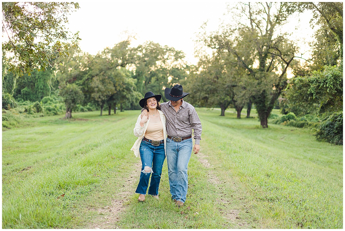 Red River Wildlife Refuce couples photo session
