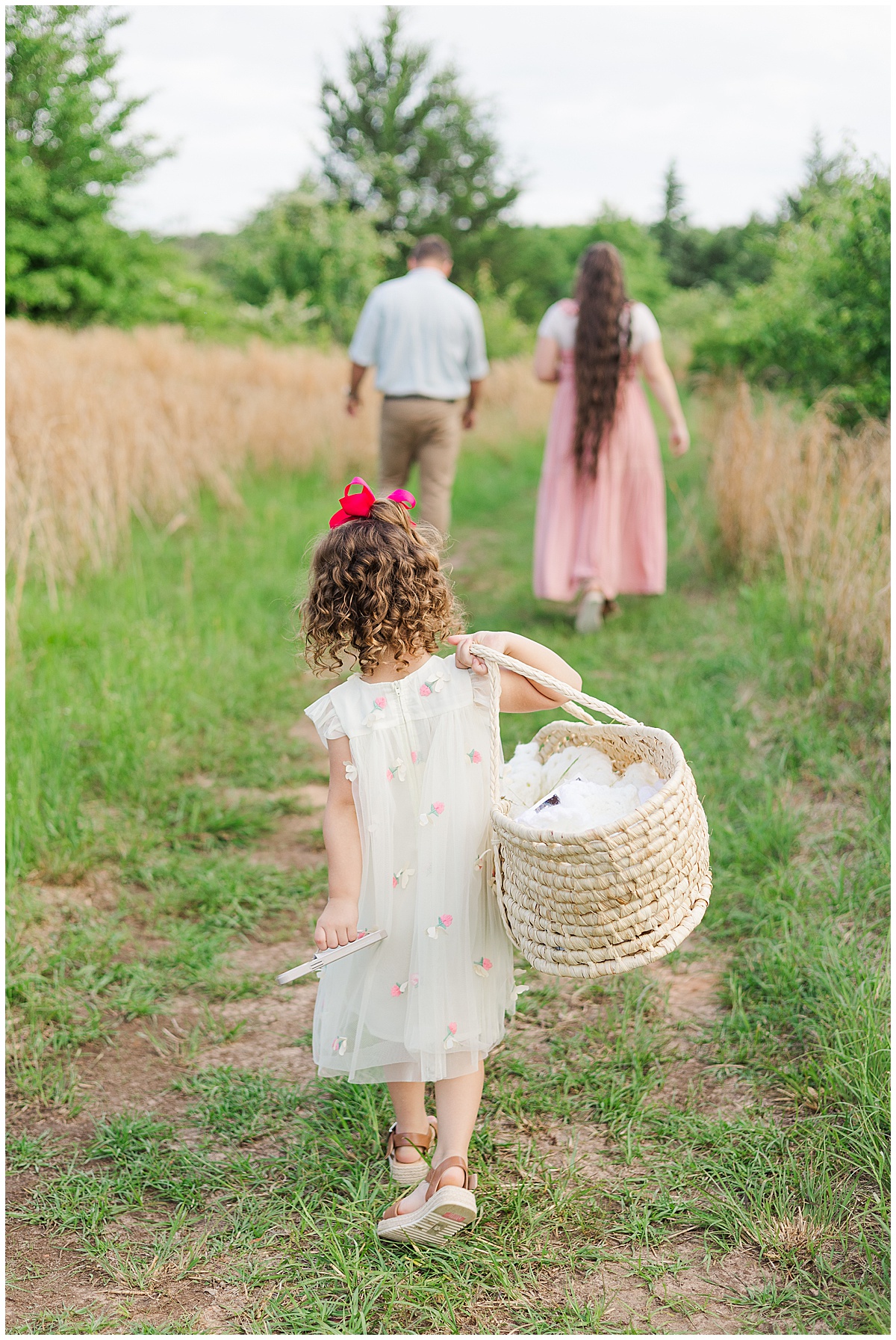A Heartfelt Maternity Session in North Louisiana